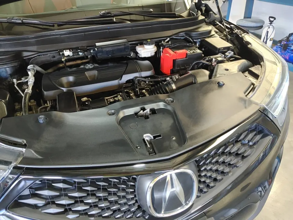 Acura detail gallery image